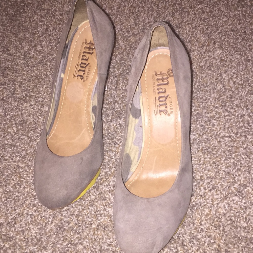 Size 6b AMAZINGLY CUTE heels!!!